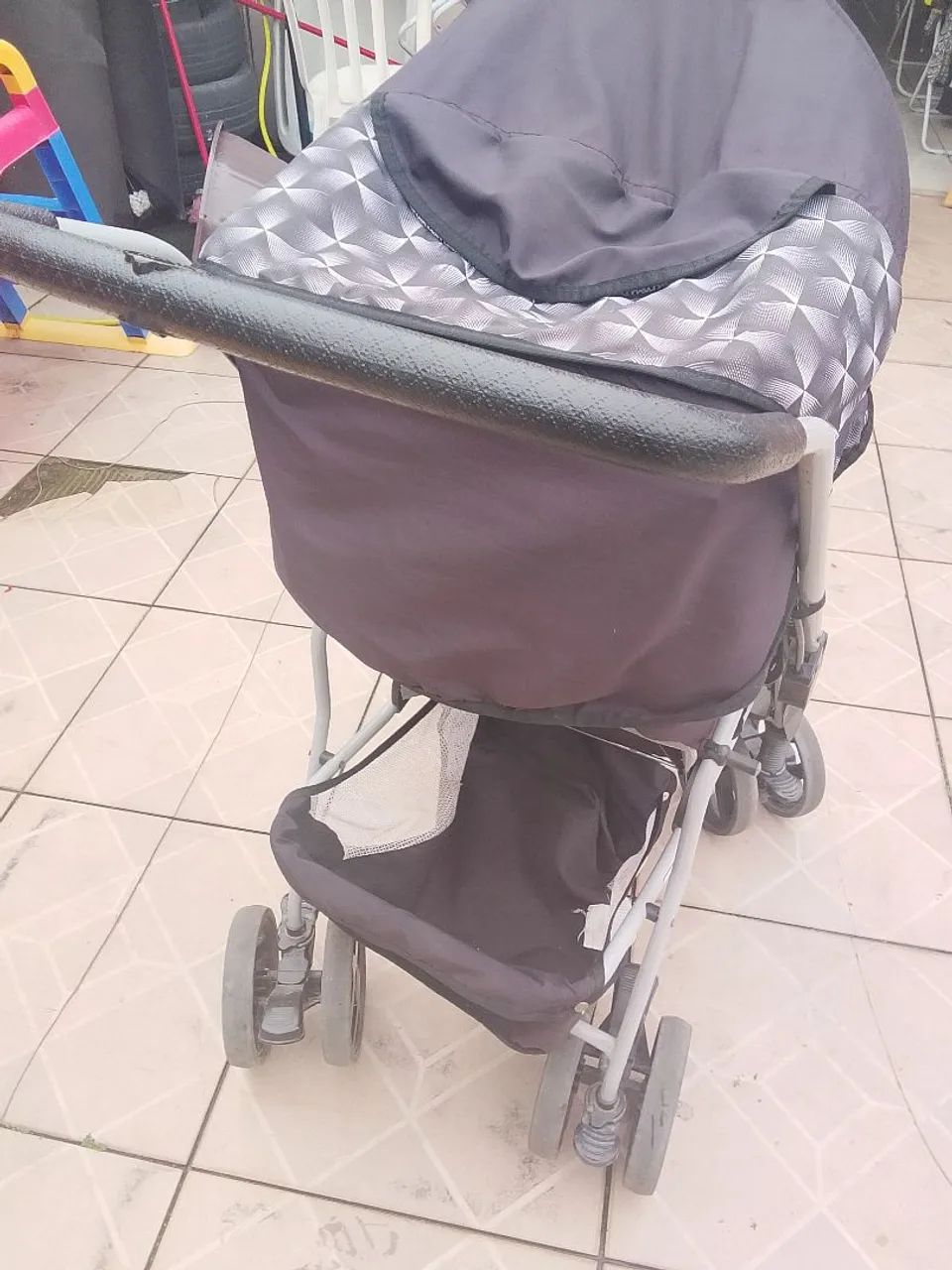 Vendo carrinho de bebê  - Foto 4