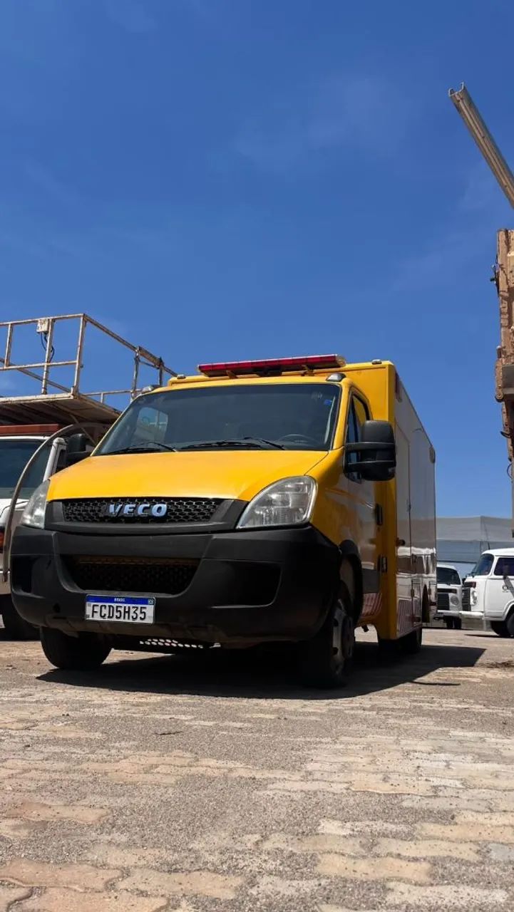 Iveco Daily Gran Furgone 35s14 3.0 16V Turbo Diesel Mec. E5 2014 2014