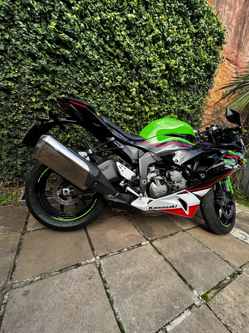 Kawasaki Zx-6r 636cc 2022 - 1497514932 | OLX