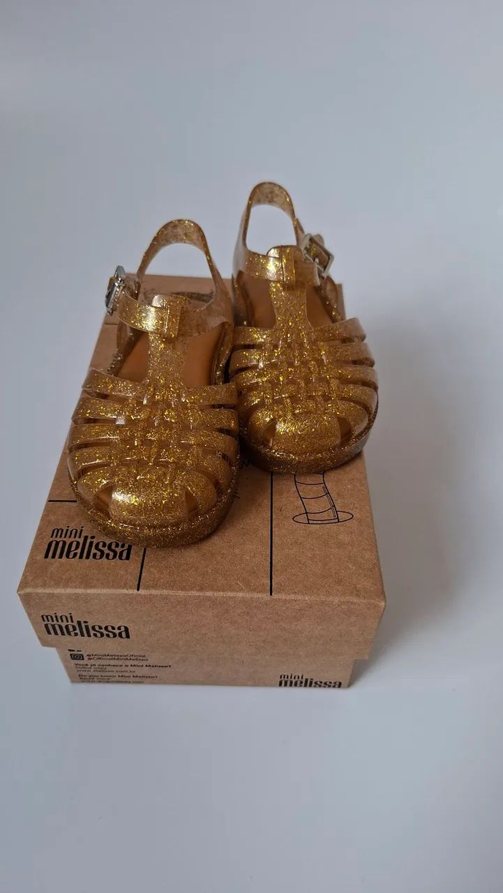 Novo Mini Melissa Possesion Dourado Glitter Numeração 20/21 - Foto 6
