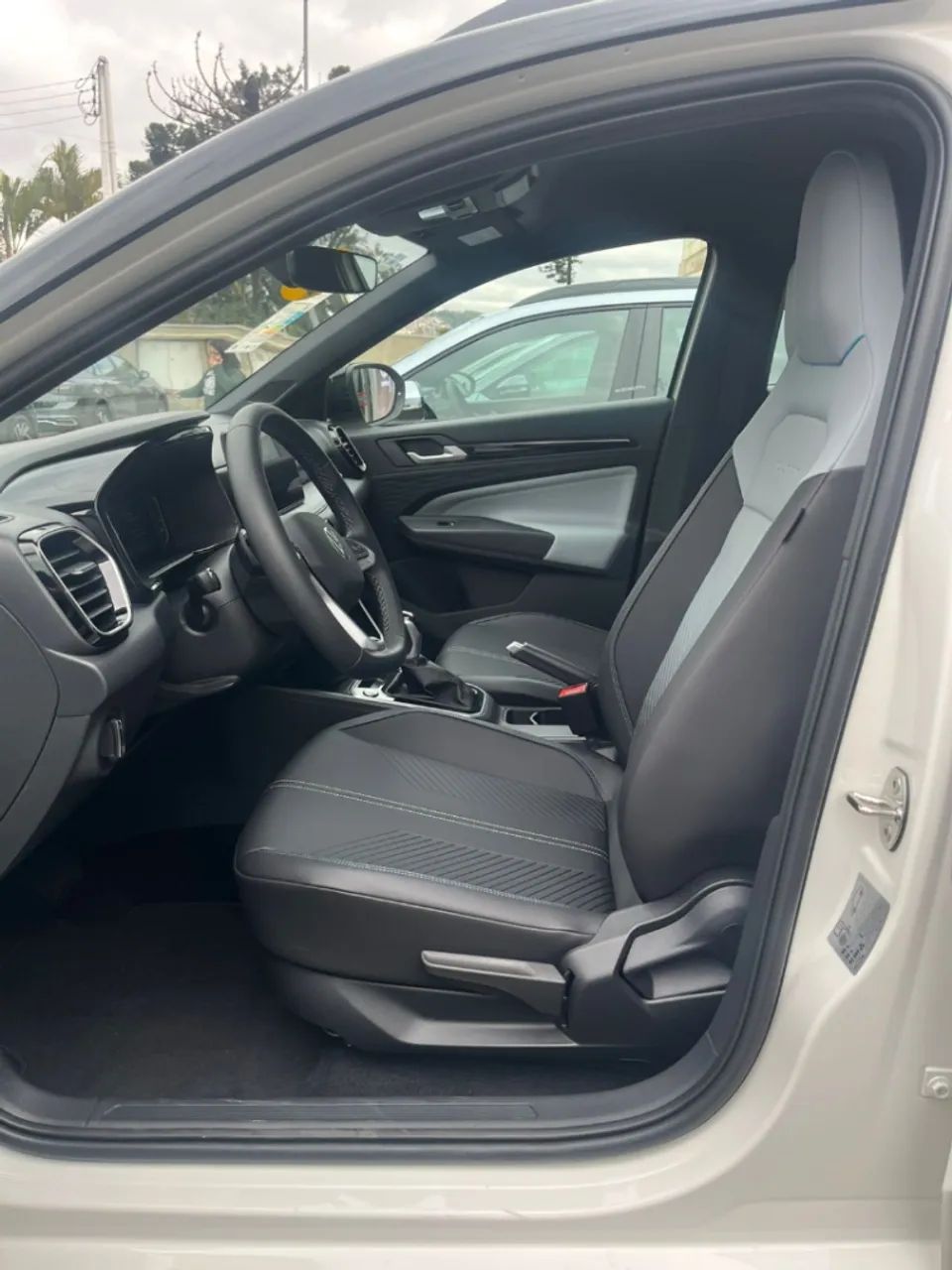 Volkswagen Tera High 1.0 170 TSI Flex 12V 5P AUT 2026 - Foto 6