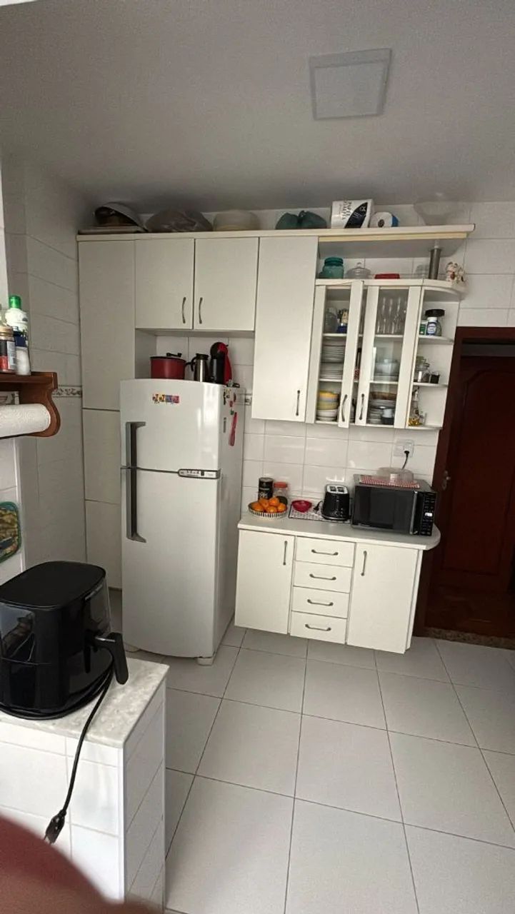 Cozinha com montagem.