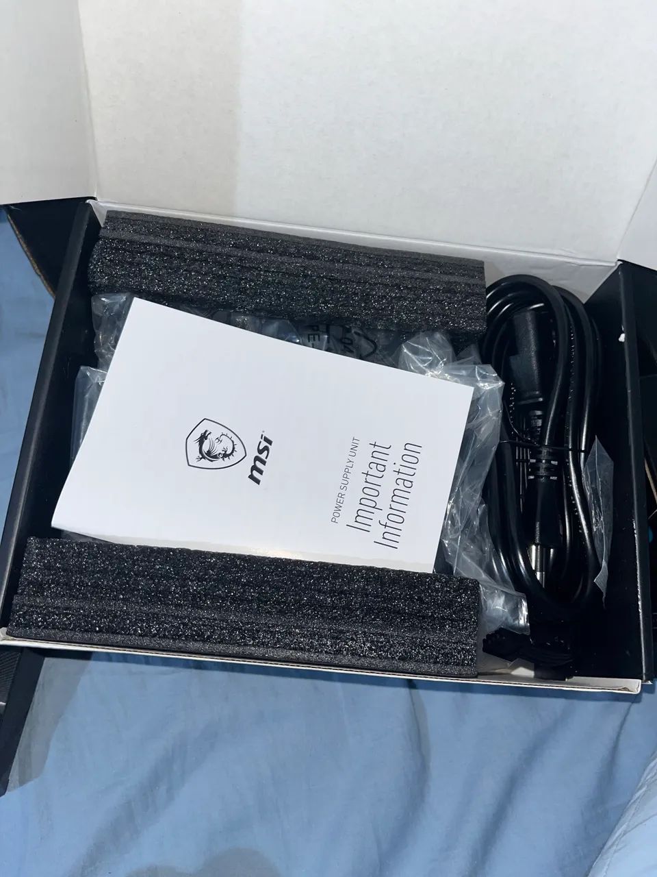 Fonte MSI MAG A650BN, 650W, 80 Plus Bronze, PFC Ativo, Com Cabo, Preto - Foto 3