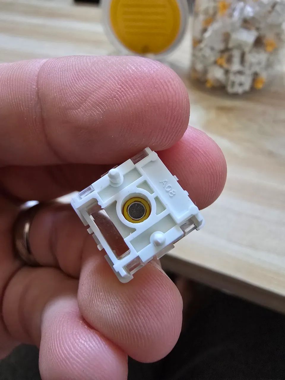 Switch Gateron Lekker V2 Yellow - Foto 3