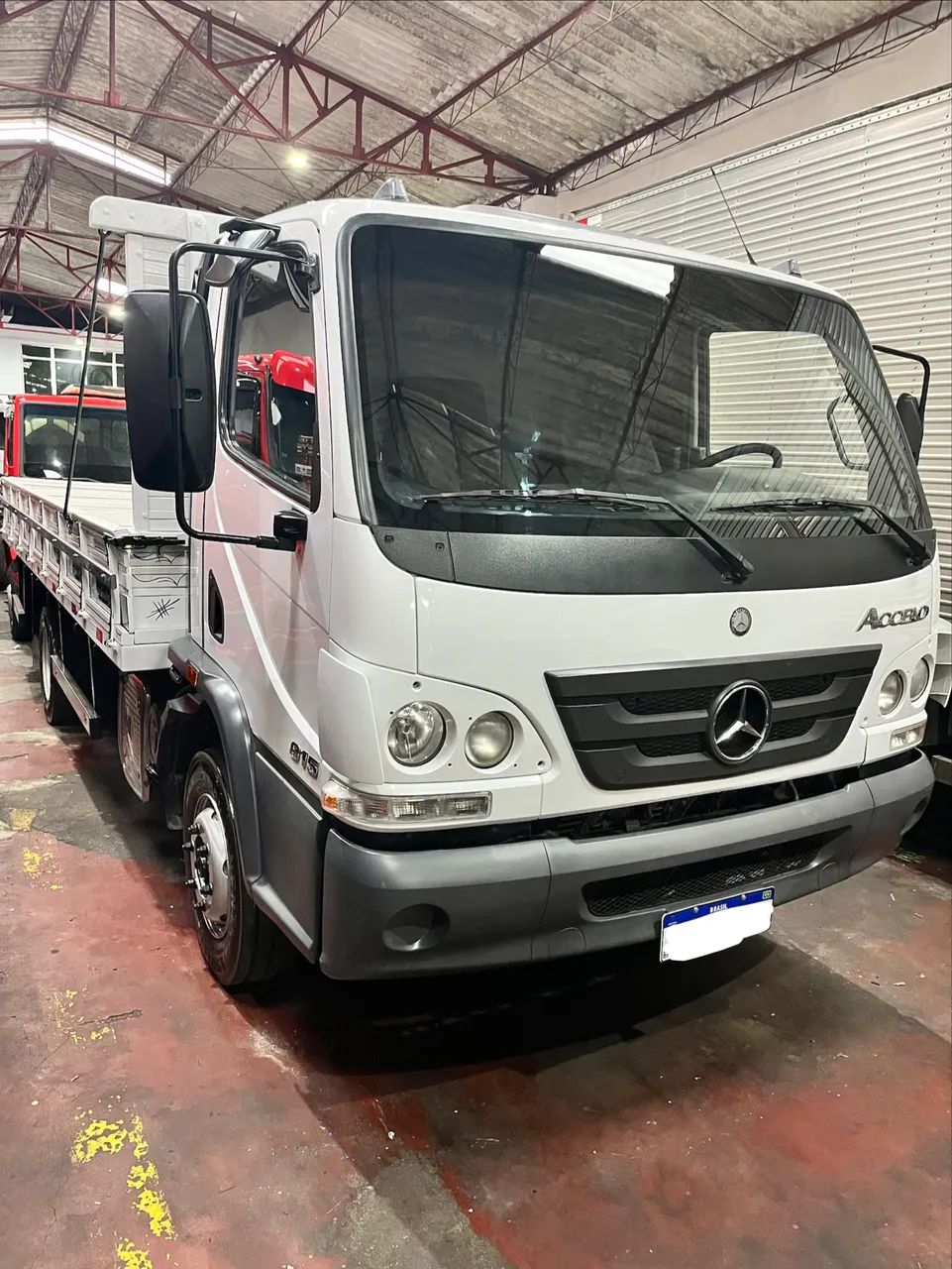 Mb Accelo 815 Ano - 2014 - Foto 3