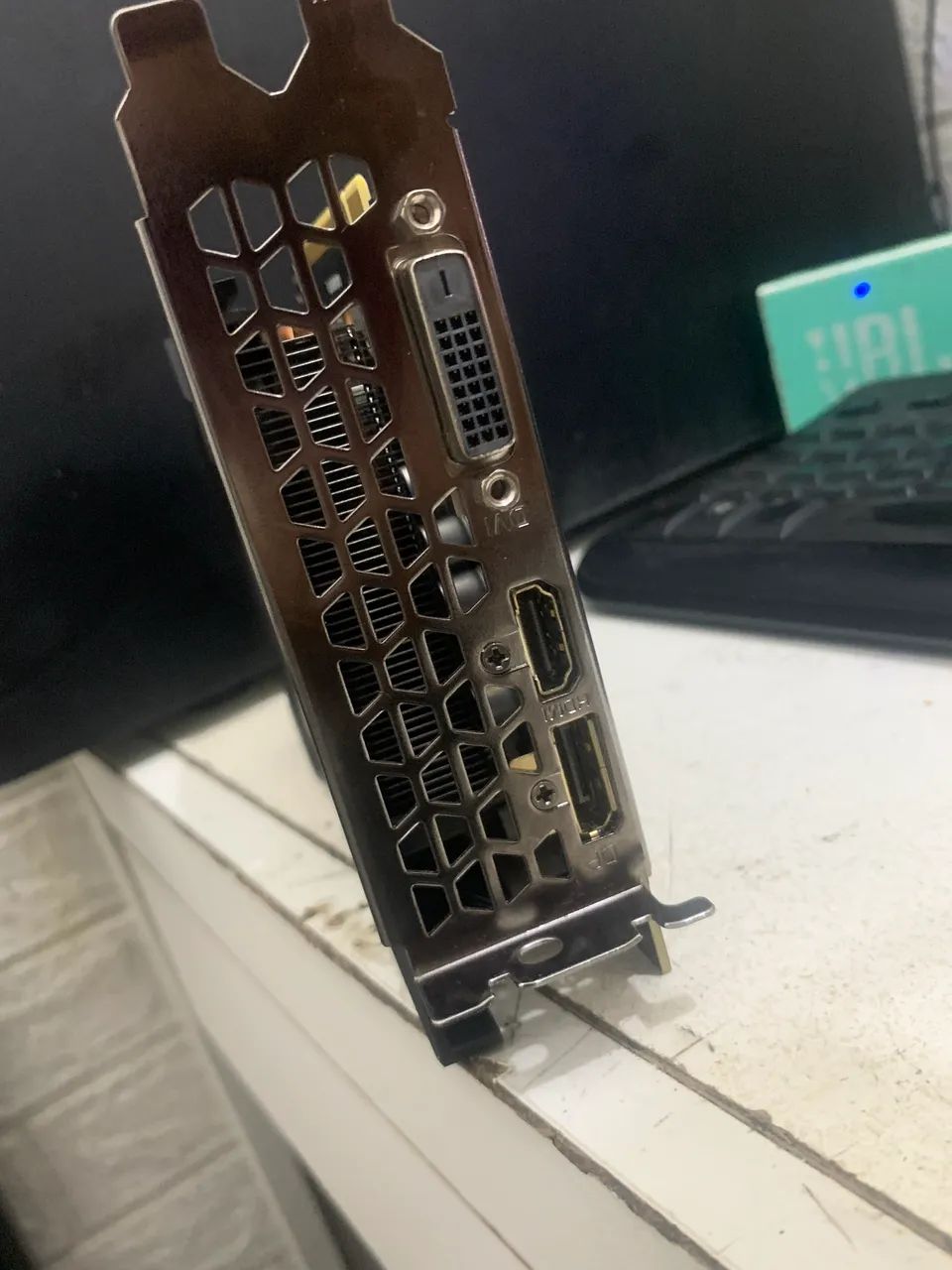 Placa de vídeo GTX 1650-com defeito