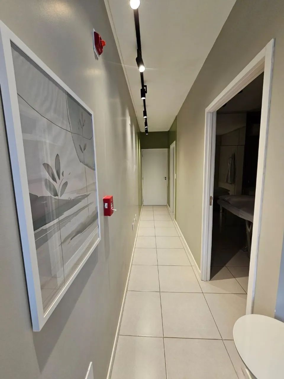 Vendo sala comercial no centro de tubarão -sc - Foto 4