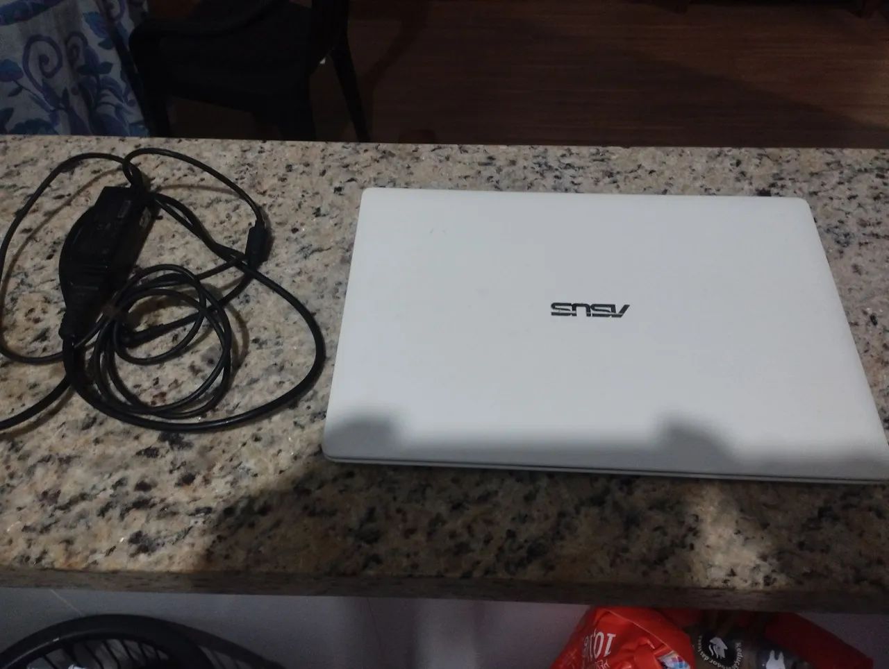 Notebook Asus X451C (processador I3)