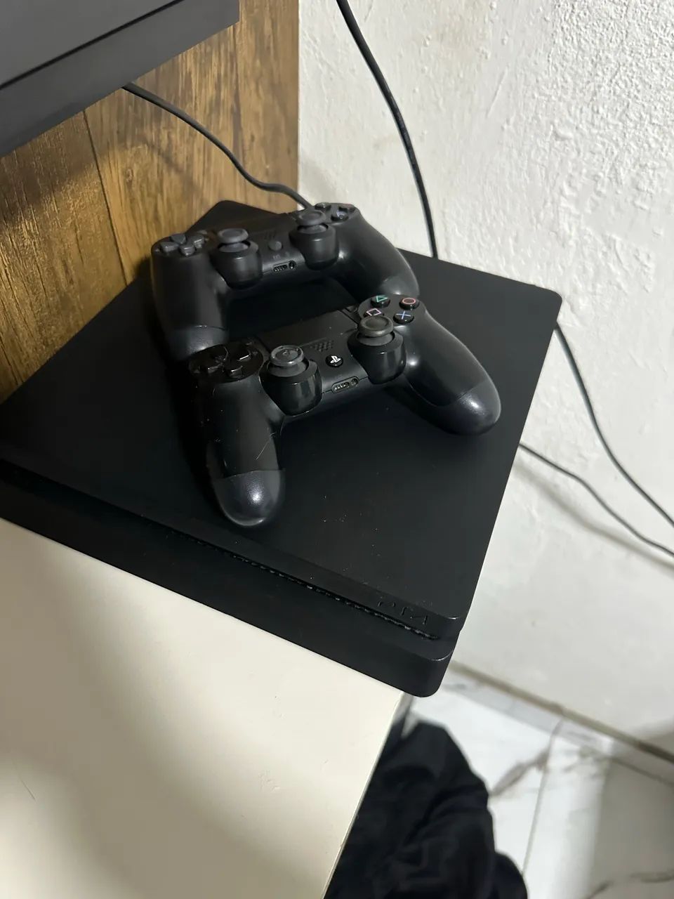 Ps 4 slim