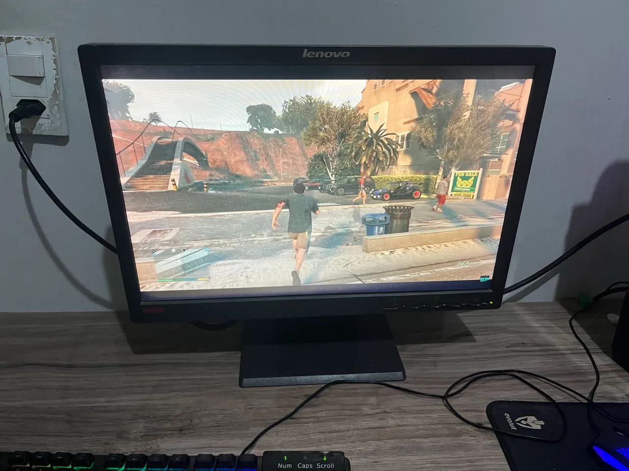 Monitor Lenovo 20 polegadas - Foto 5