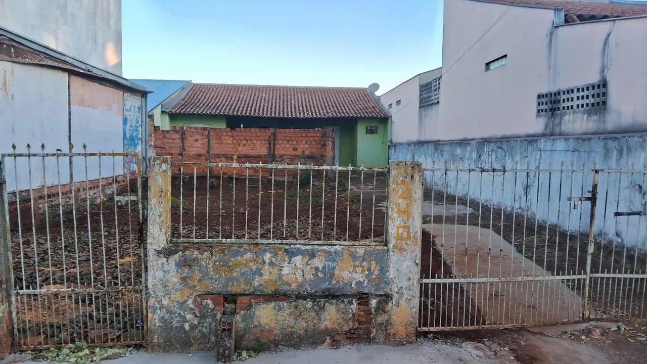 Vende-se terreno com dependência  - Foto 4