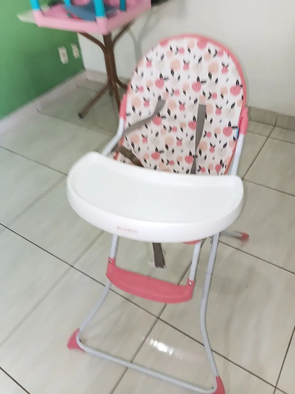 Cadeira de Alimentacao - Foto 2