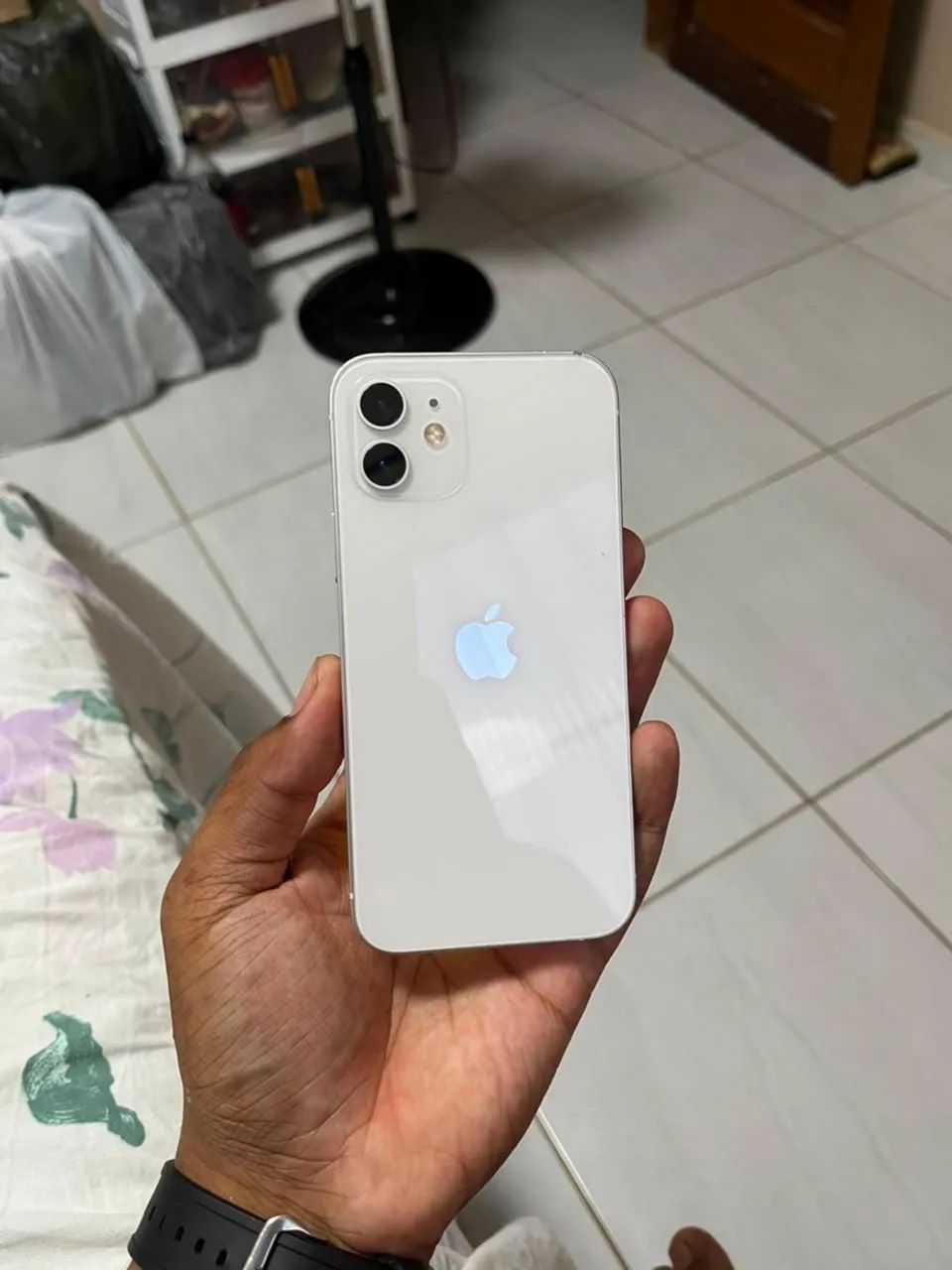 iPhone 12 em ótimas condições pouco tempo de uso - Foto 3
