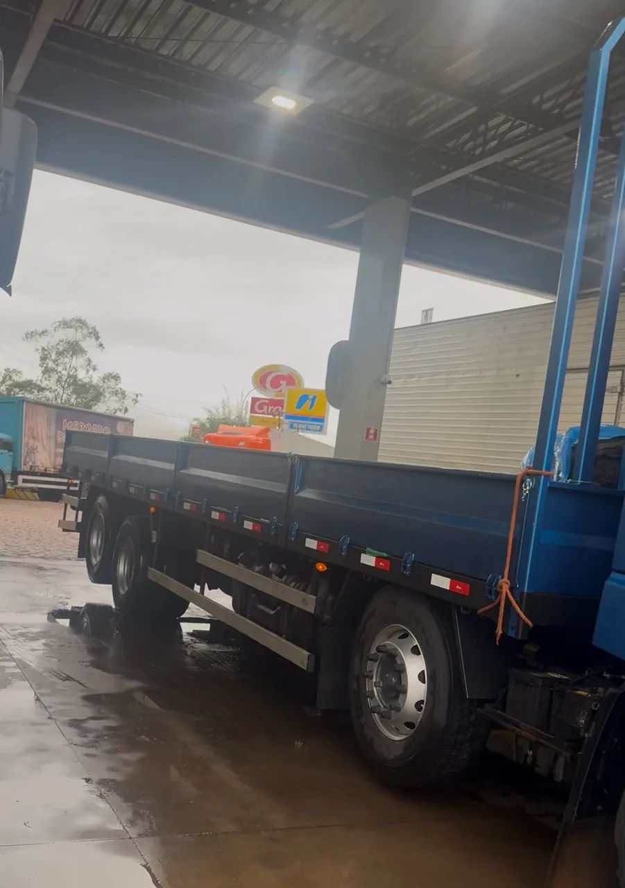 Vende-se caminhão DAF CF FAC 310 automático  - Foto 3