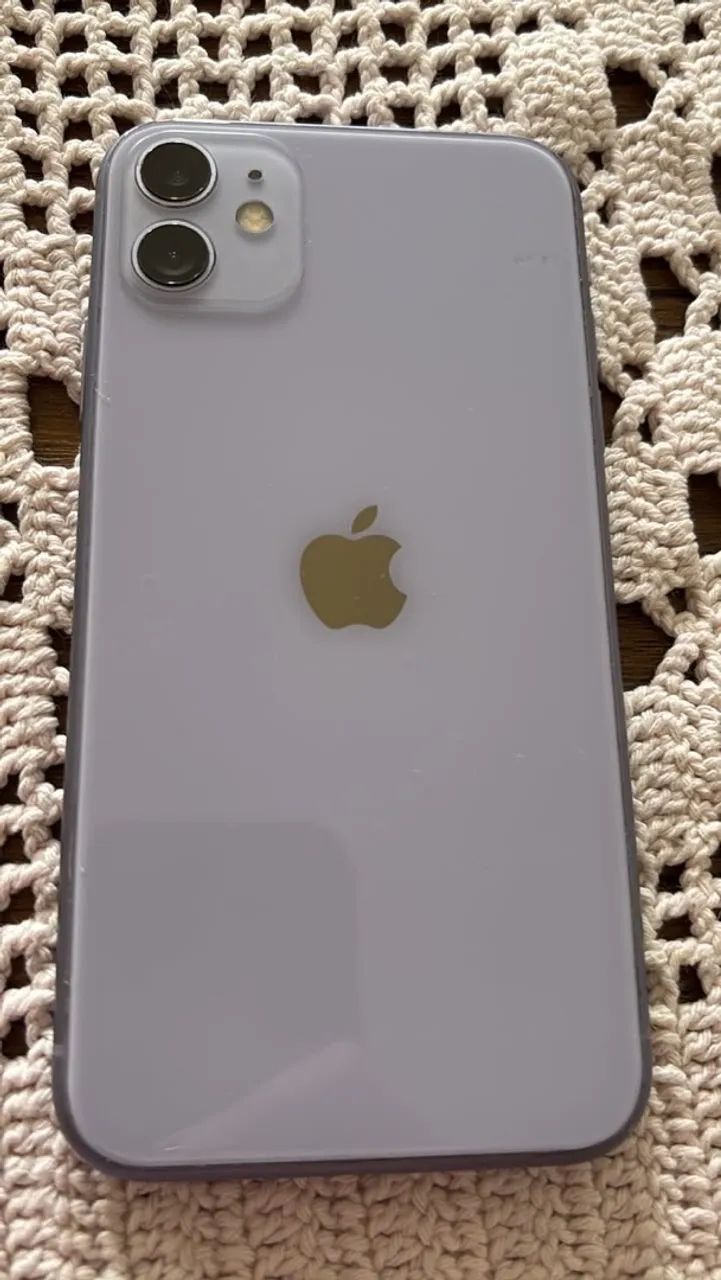 iPhone 11 Lilás 
