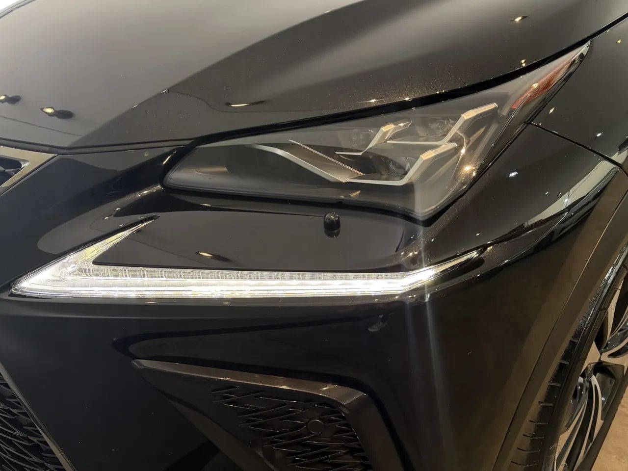 Lexus NX-300 H F-sport 2.5 16V Aut., foto 17 de 20