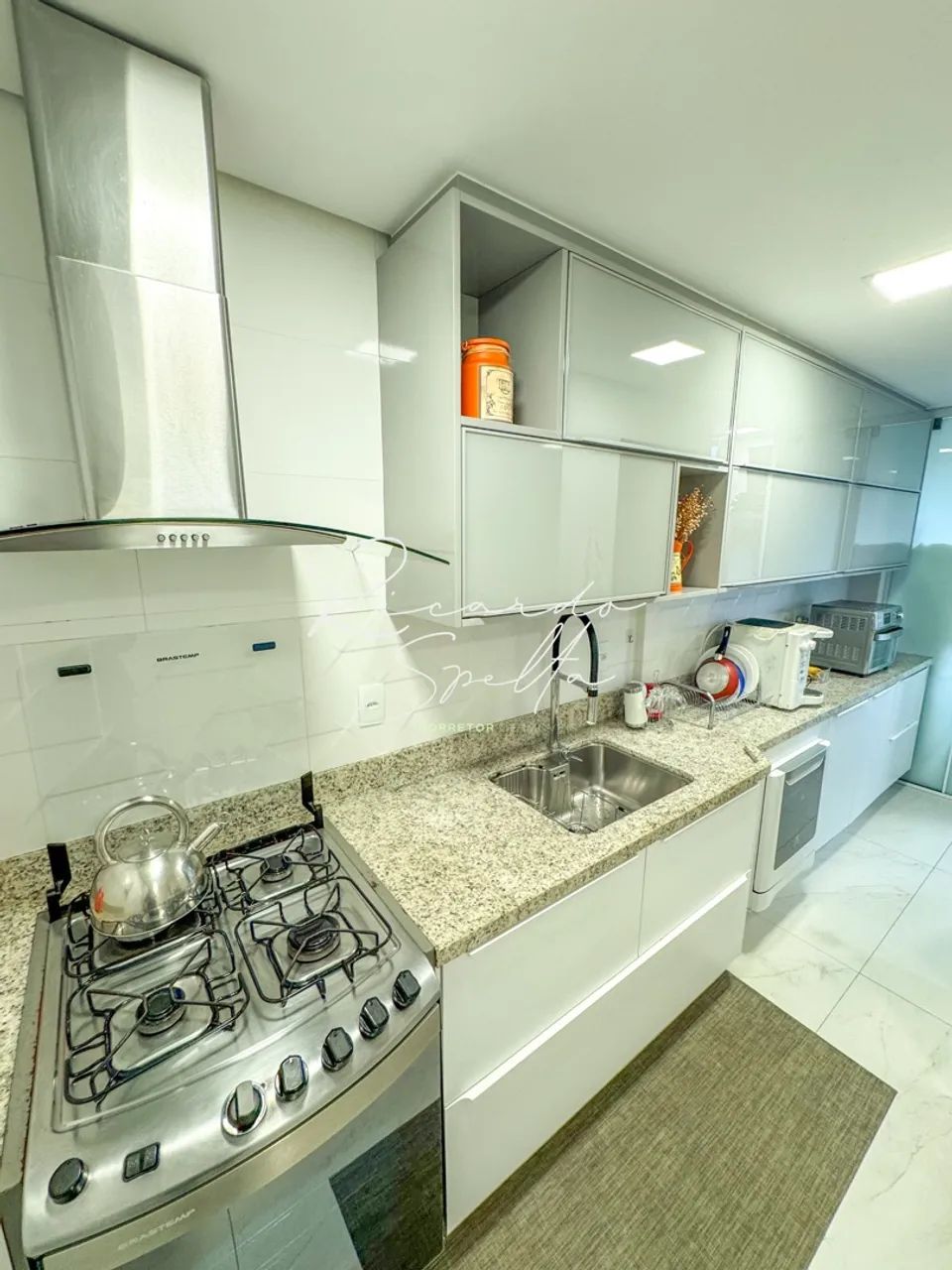 Parque das Castanheiras 4 qts com Sala ampliada, vista de cartão postal - Foto 12