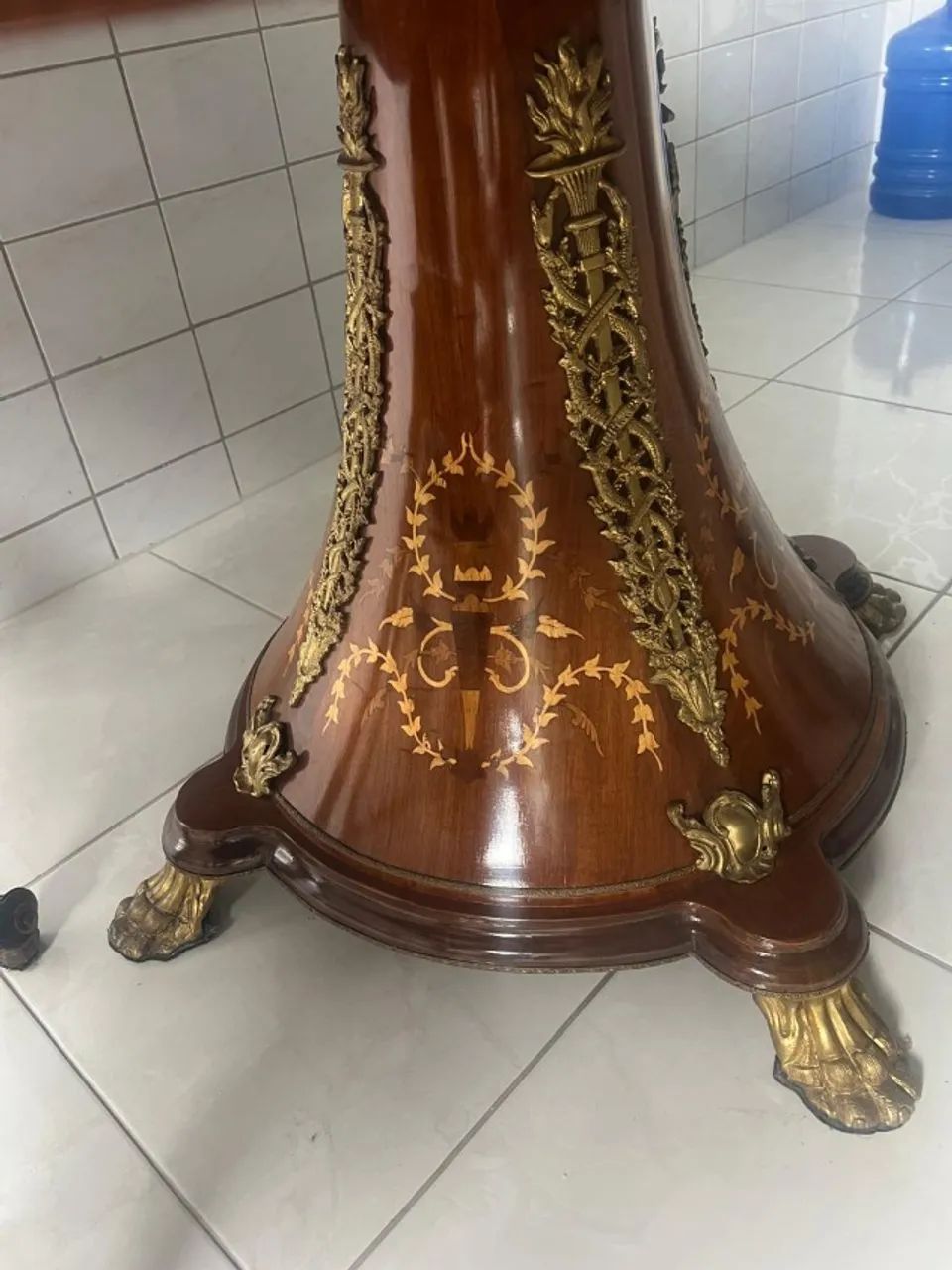 Vendo uma mesa Grega de madeira - Foto 5