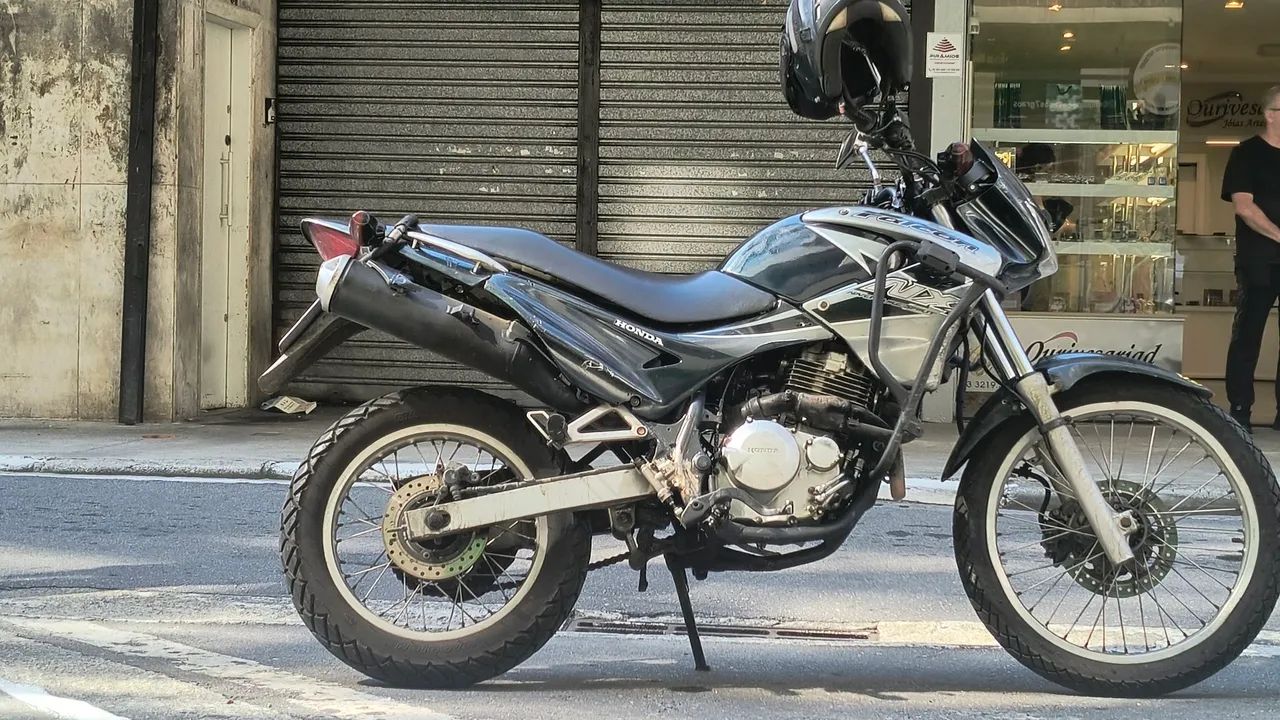 Falcon 400 - Foto 2
