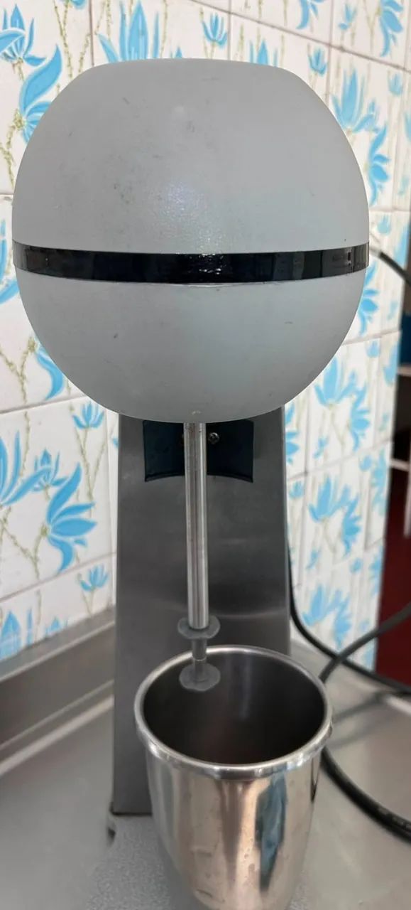 Skymsen Batedeira com pedestal Sorveteira BMS-N Cor Cinza