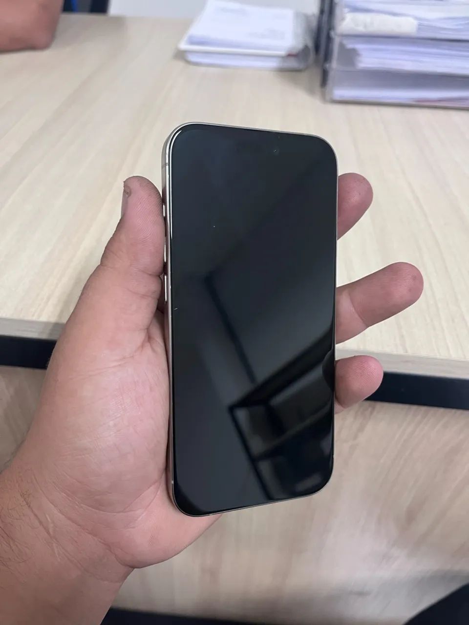 iPhone 15 pro - Foto 2