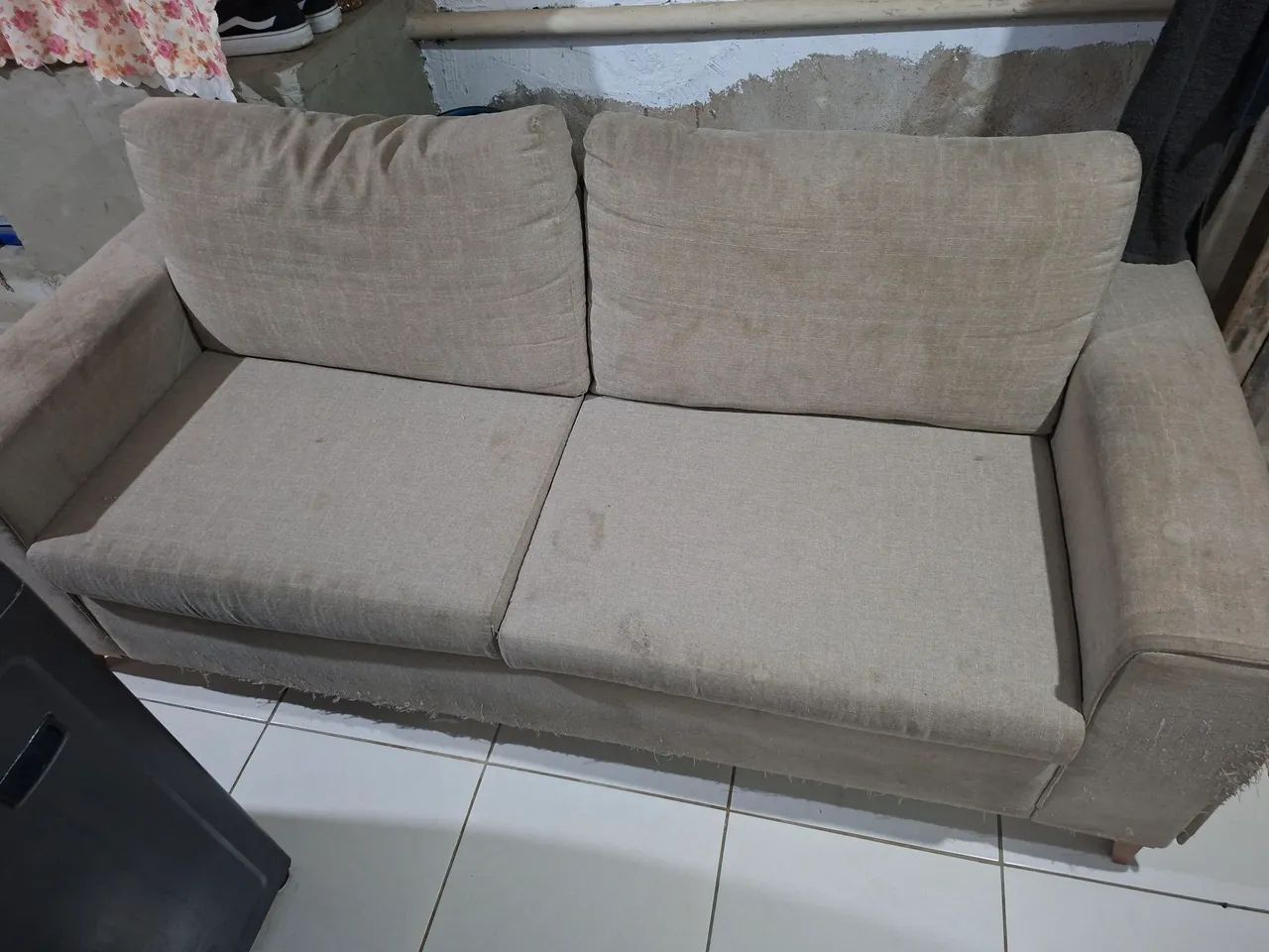 Sofá Rustico 3 lugares (barato pra sair logo) - Foto 2