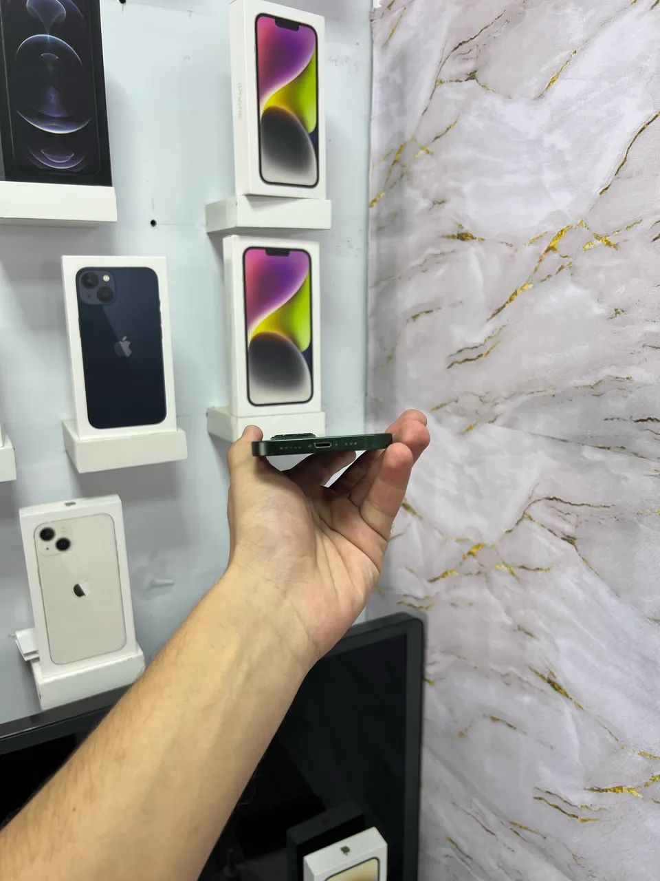 IPhone 13 - 128GB ( Verde )  - Foto 4