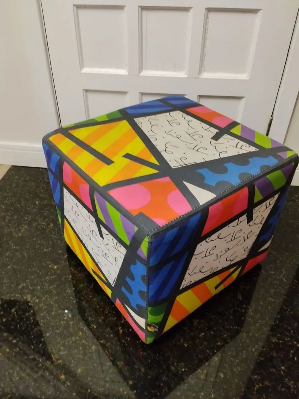 Puff coleção Romero Britto  - Foto 5