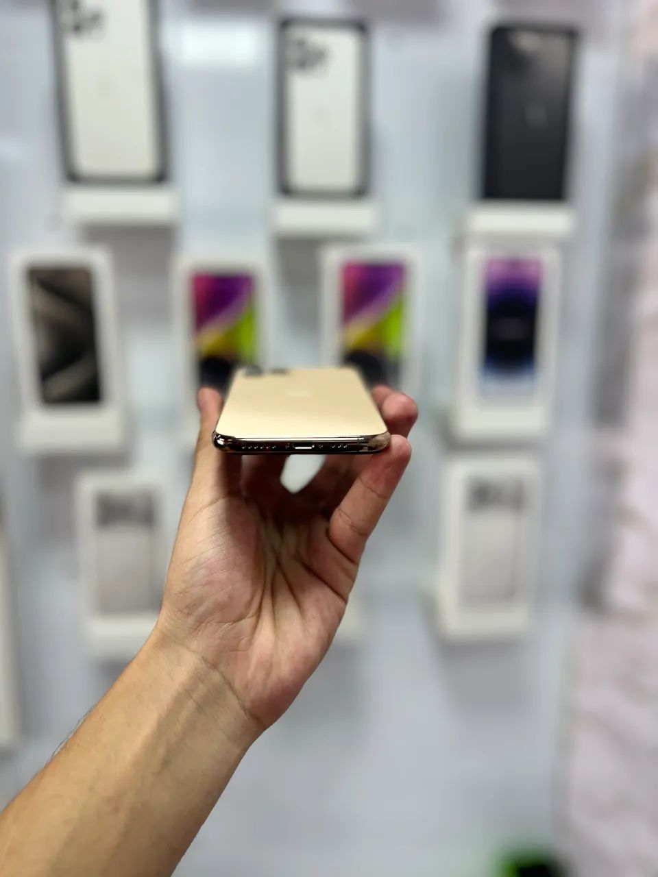 iPhone 11 Pro - 64GB ( Gold )  - Foto 3