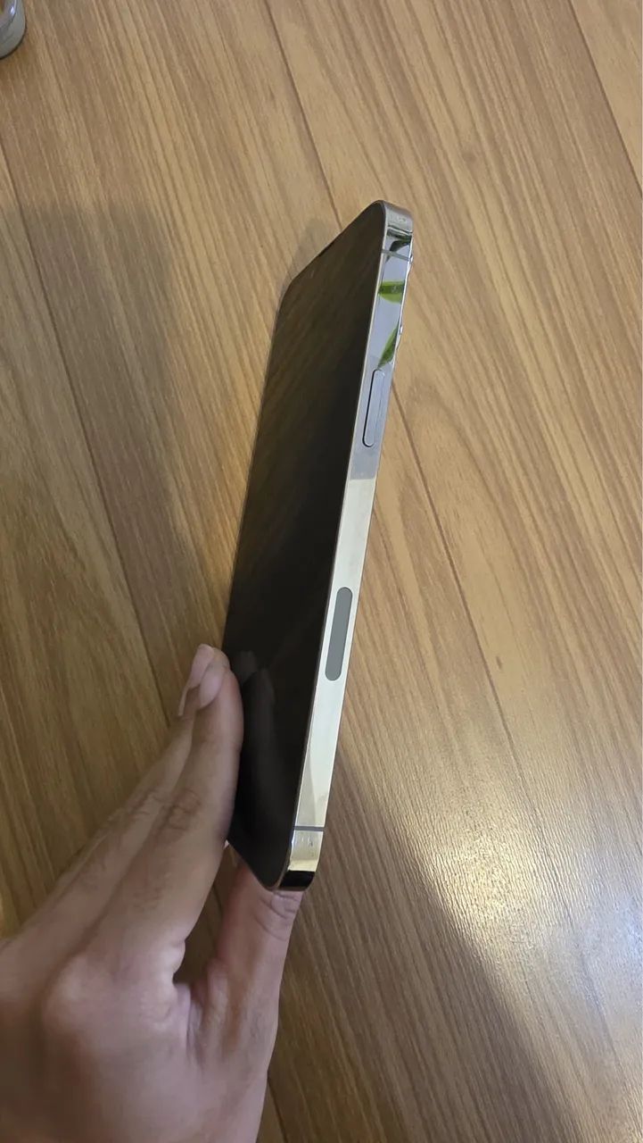 iPhone 13 Pro Max 128gb dourado  - Foto 3