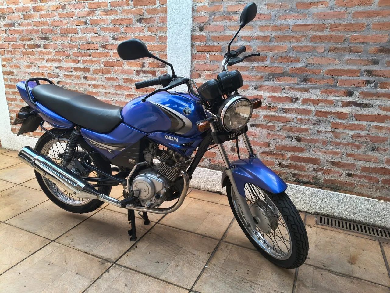 YBR 125K toda original.