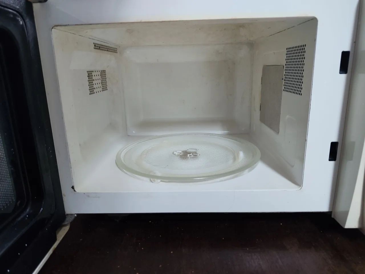 Microondas Electrolux 20l  - Foto 3
