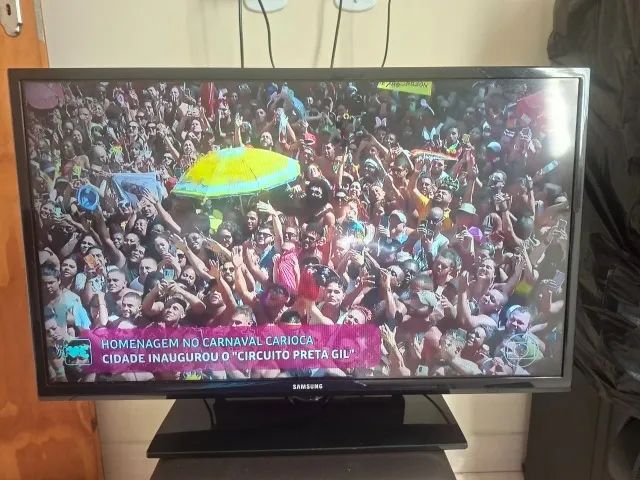 TV 32 POLEGADAS SAMSUNG (PERFEITO ESTADO) - Foto 4