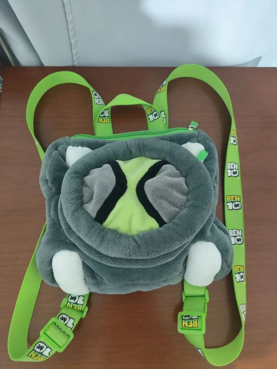 Mochila de pano ben 10 formato omnitrix carton network 