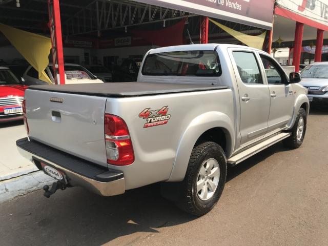 TOYOTA HILUX CD SR D4-D 4X4 3.0 TDI DIES AUT. - Foto 11