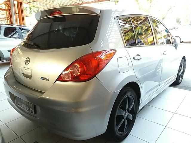 1 - Nissan Tiida 1.8 SL flex 2010 aut - Foto 2
