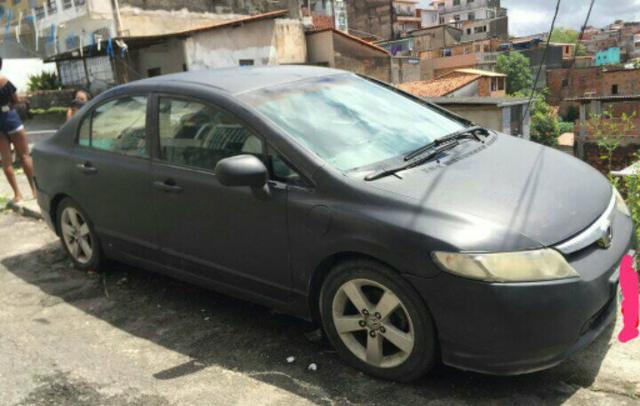 Honda Civic 2008 alienado! whatsapp *72 - Foto 3