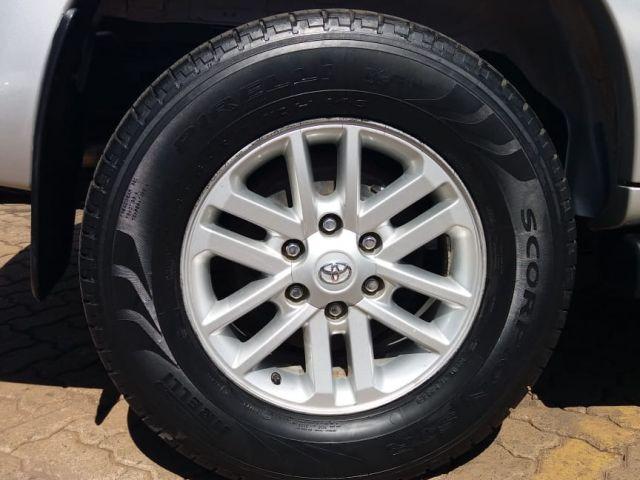 Hilux SW4 SRV D4-D 4x4 3.0 TDI Dies. Aut - Foto 4