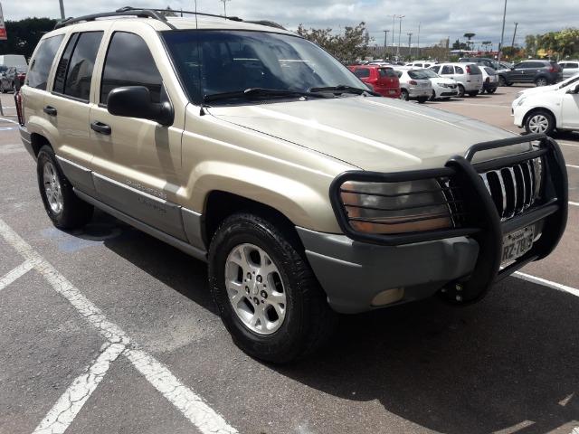 Jeep Grand cherokee laredo ano 2000 único dono