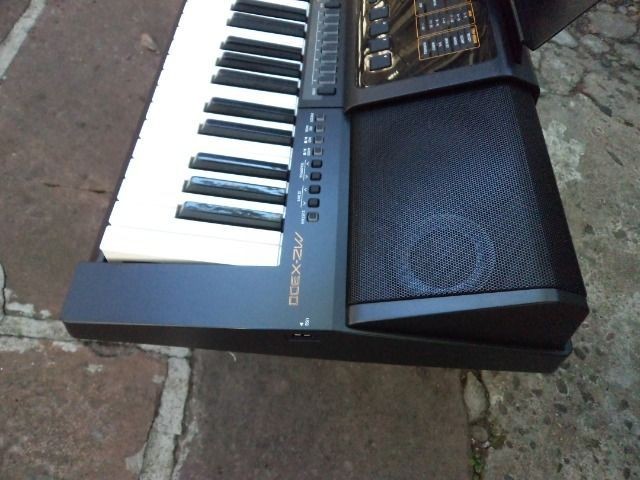 MZX-300 Casio c/ritmos Brasil lindo parcelo no cartão e ML aceito Yamaha,Korg e Roland - Foto 4