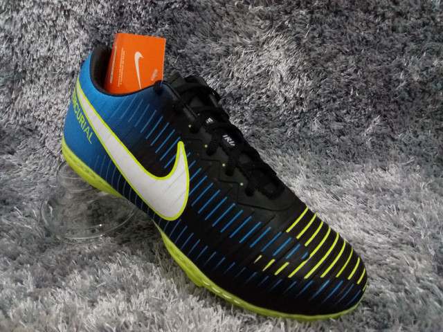 soçaite futsal nike