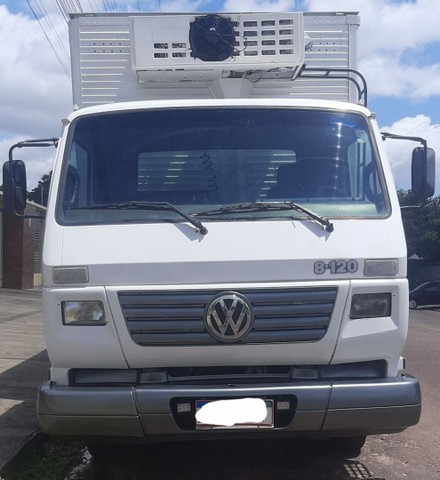 VOLKSWAGEN 8.120 CAMINHÃO CARGA