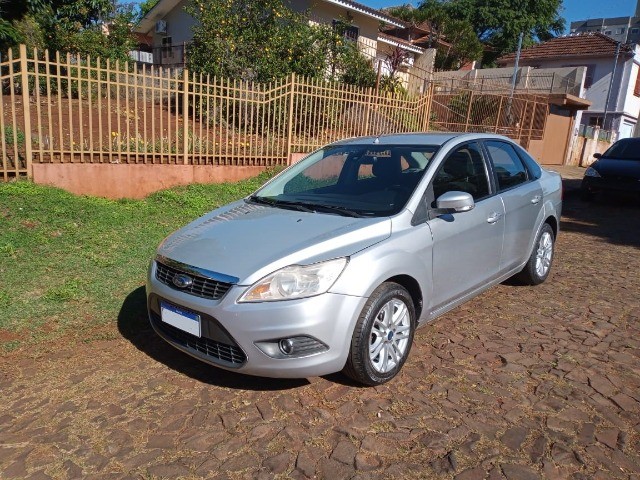 FORD FOCUS 2012 AUTOMÁTICO