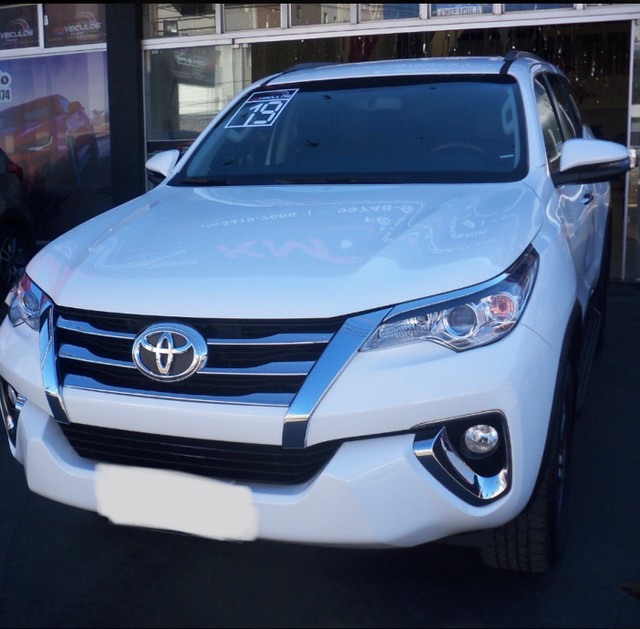 TOYOTA SW4 2.7 SRV 7L 4X2 FLEX AUT. 5P