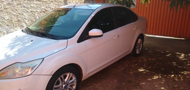 VENDO FORD FOCUS 2011
