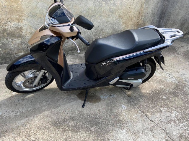 HONDA SH 15I DLX 2020 QUITADA APENAS 3 MIL KM RODADOS PARCELO LEIA