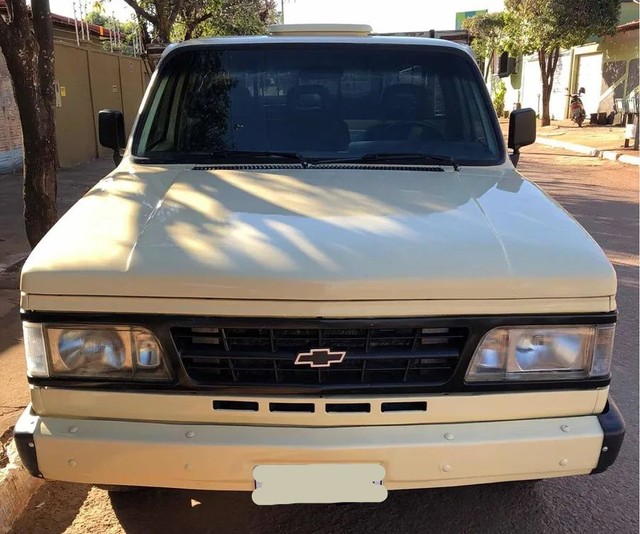 CHEVROLET D-20  1988 