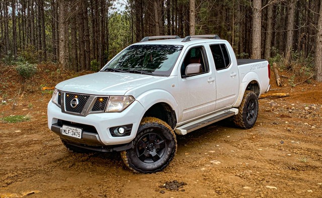 FRONTIER 2014/2014 2.5 S 4X2 CD TURBO ELETRONIC DIESEL 4P MANUAL
