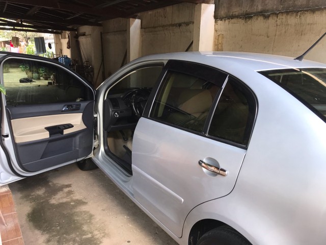 POLO SEDAN 2007