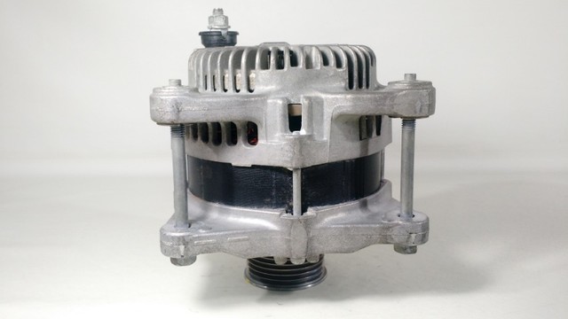 Alternador Nissan March Versa 1.6 2018 - Foto 2